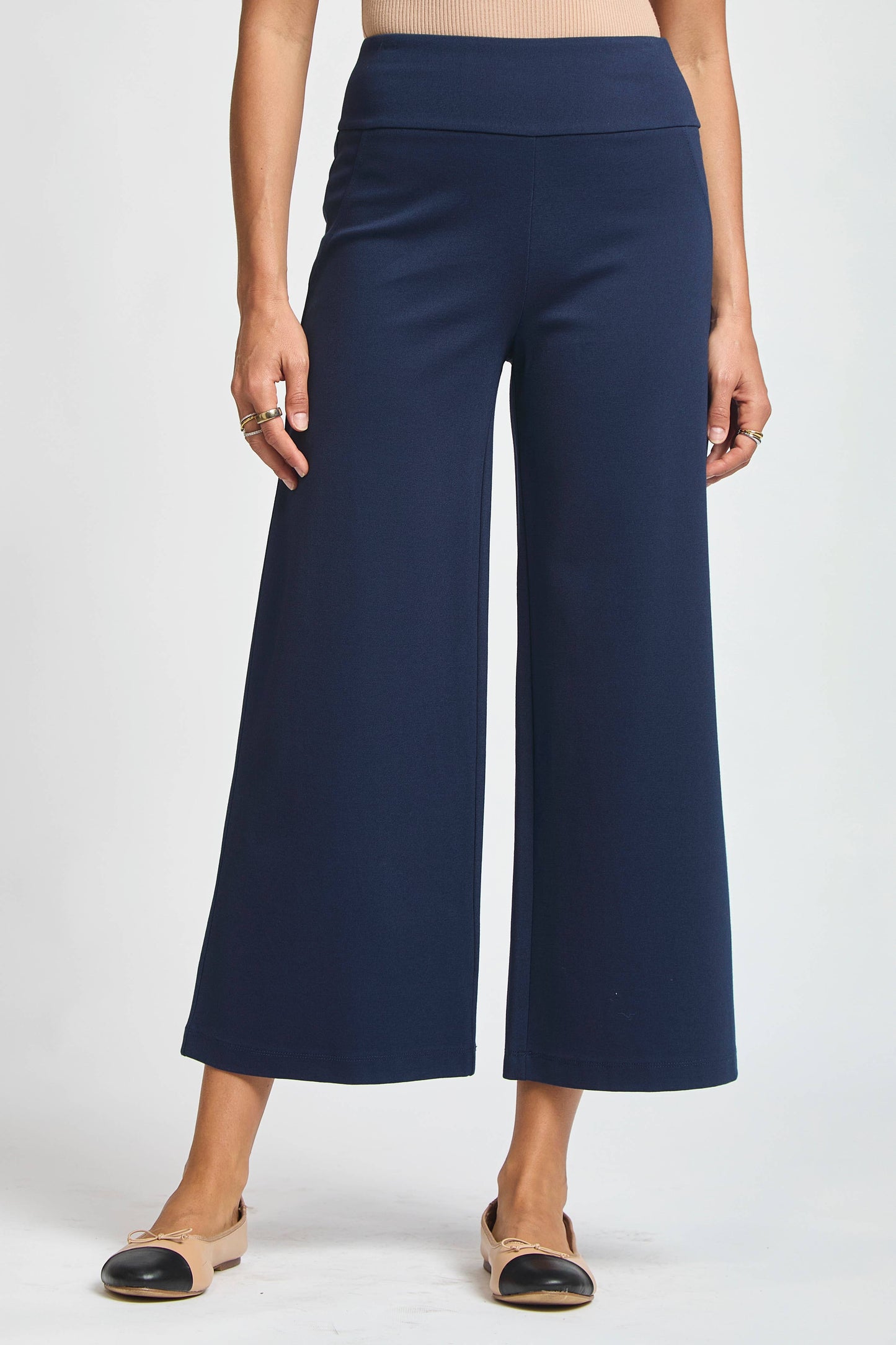Magic Wide Cropped Pants Dear Scarlett