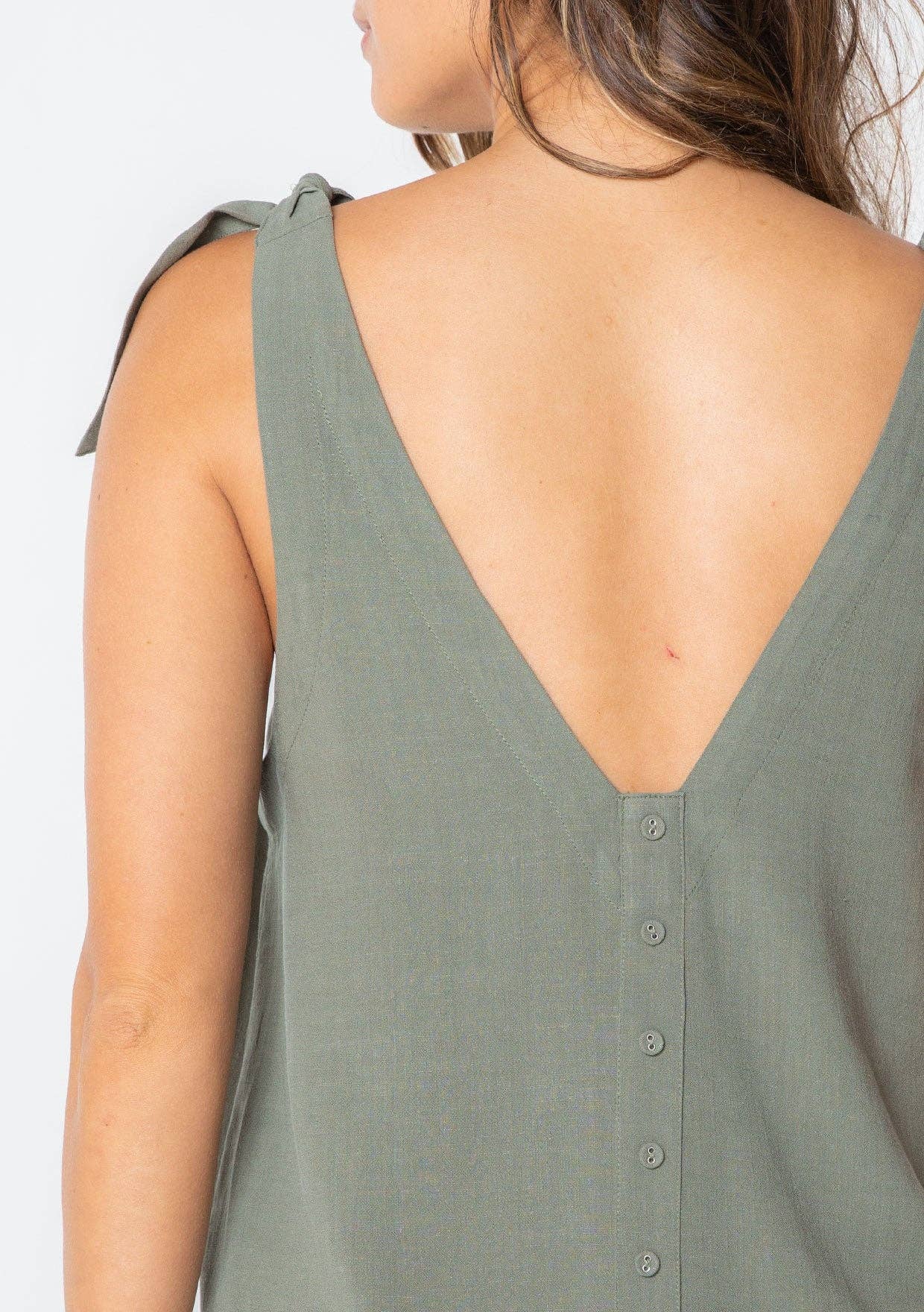 FINAL SALE- Linen Blend Double V Neck Tank Top