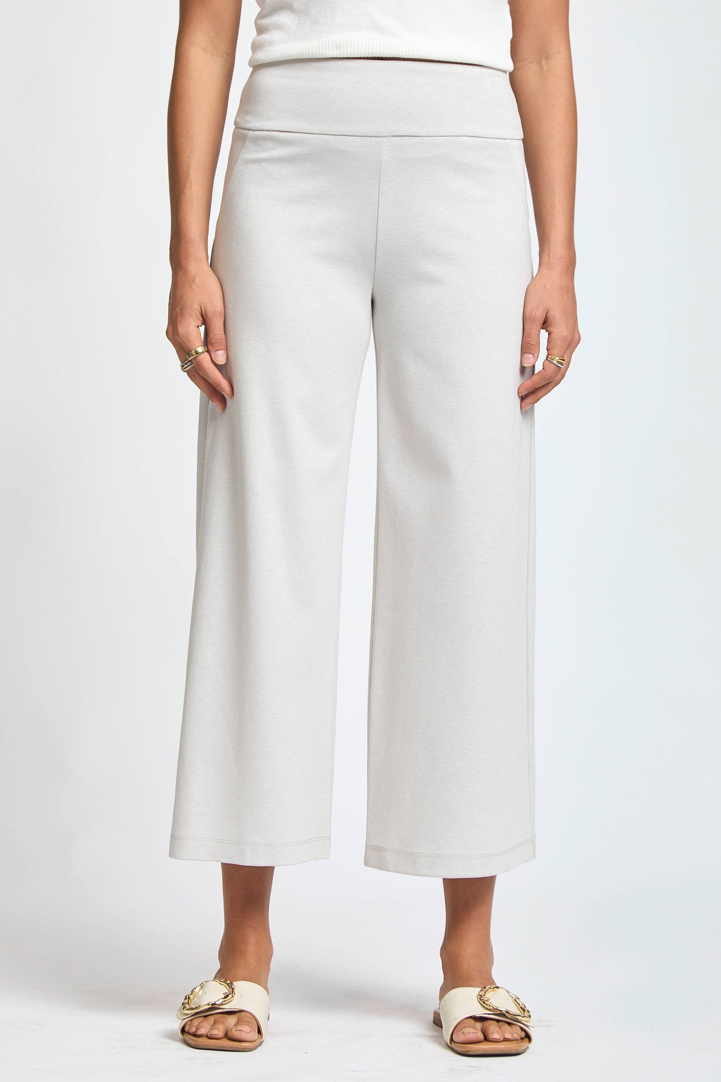 Magic Wide Cropped Pants Dear Scarlett
