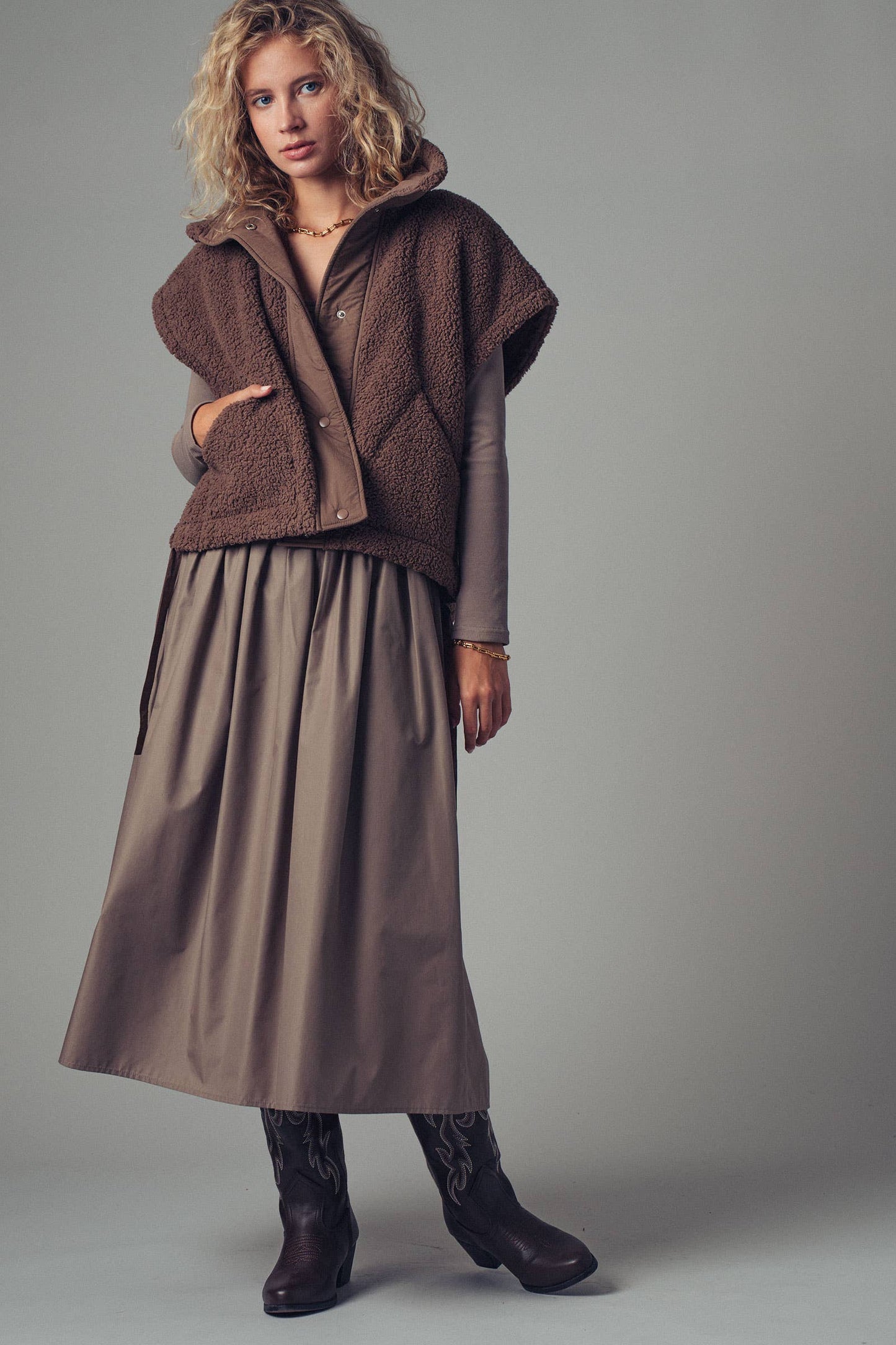 Quilted Collar Boxy Sherpa Vest Urban Daizy