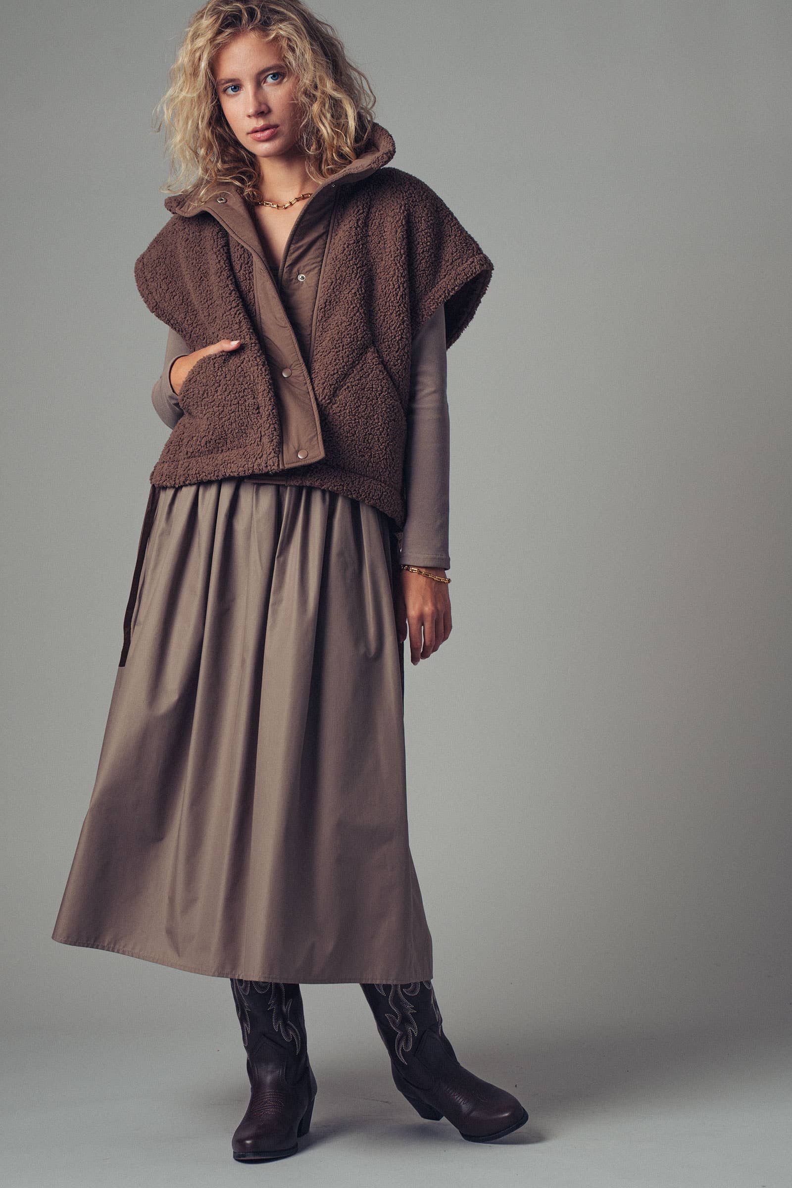 Quilted Collar Boxy Sherpa Vest Urban Daizy