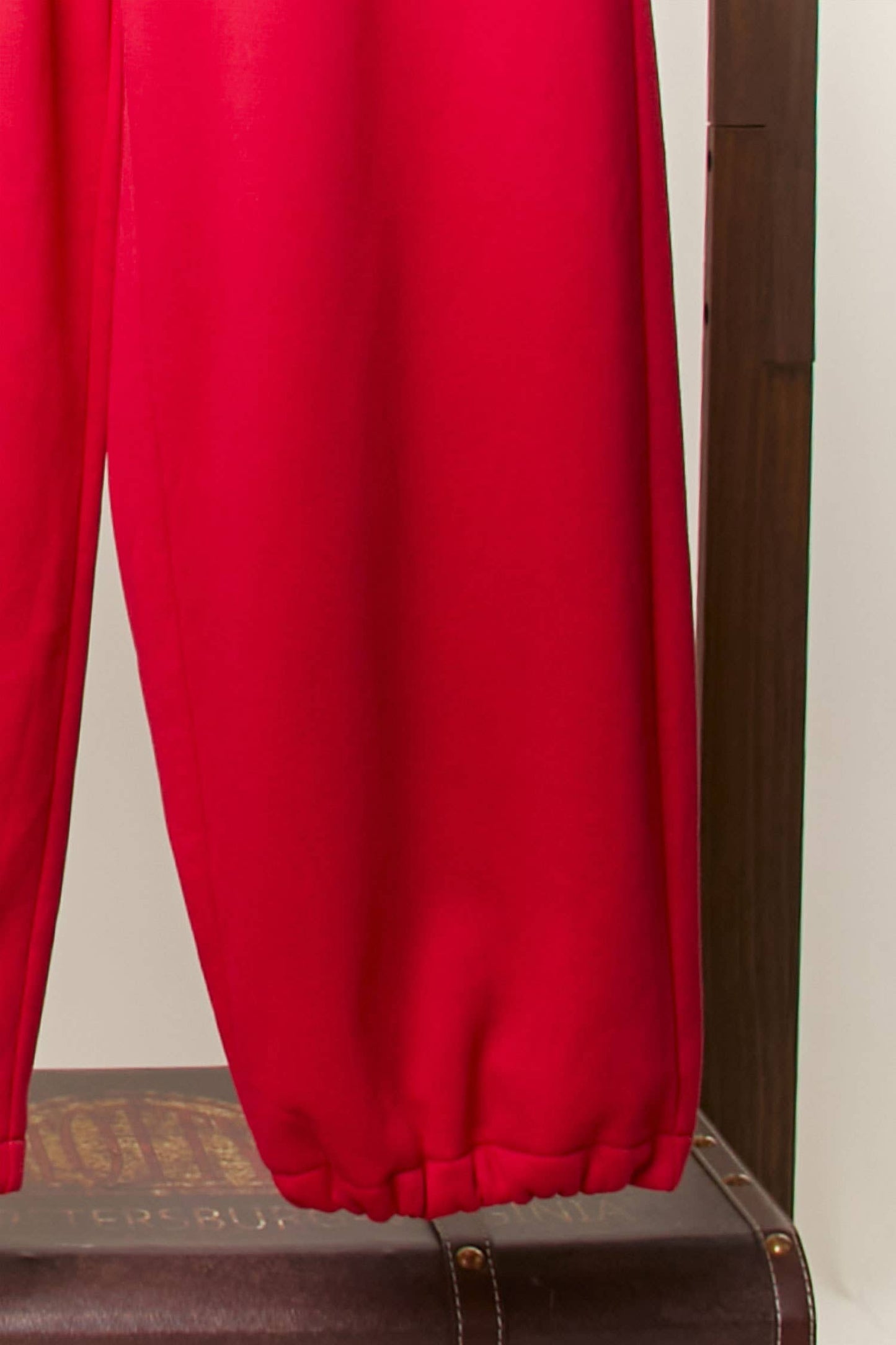 Christmas Pants with Lettering Mello.