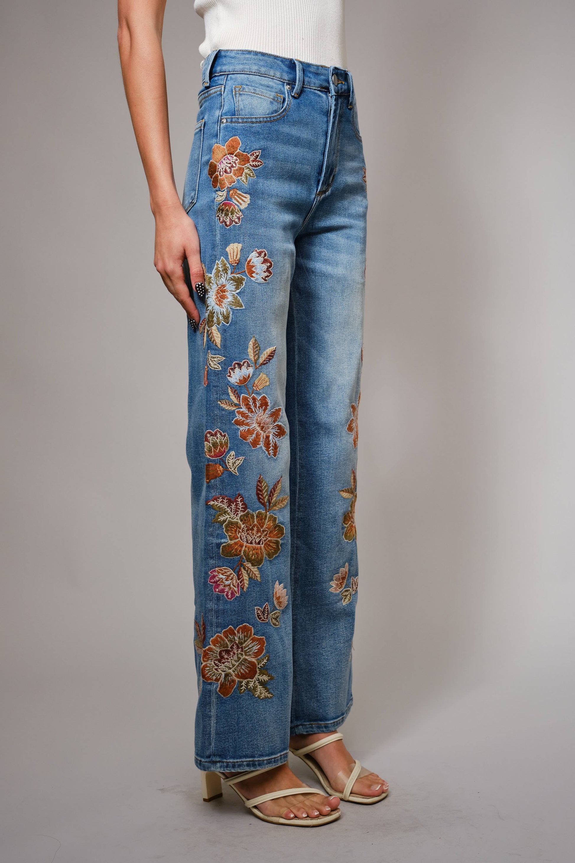 91502P - Flower Embroidery High Waist Flare Jean Blue B