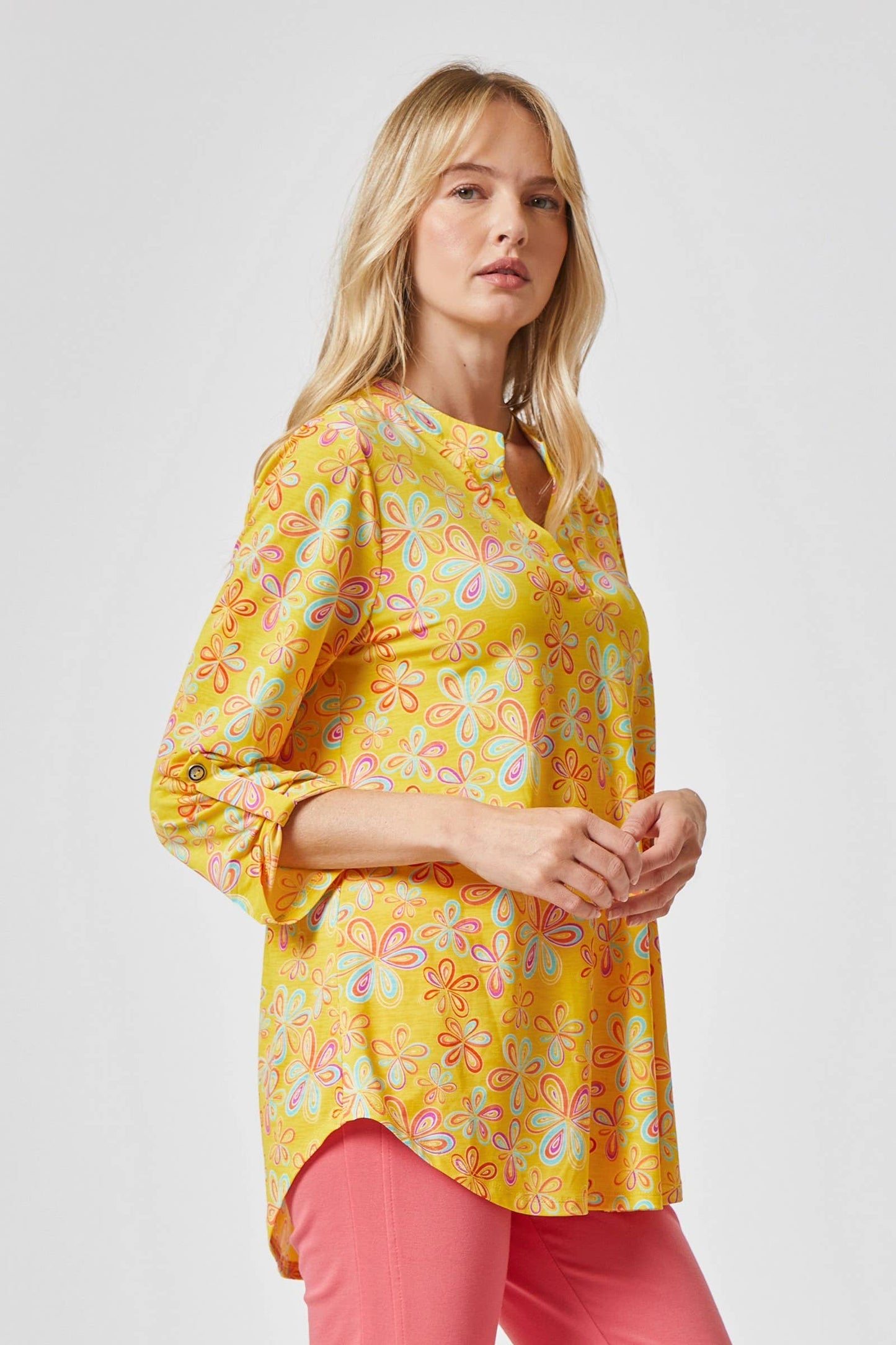 3/4 Sleeve LIZZY MEDALLION Wrinkle Free Blouse Dear Scarlett