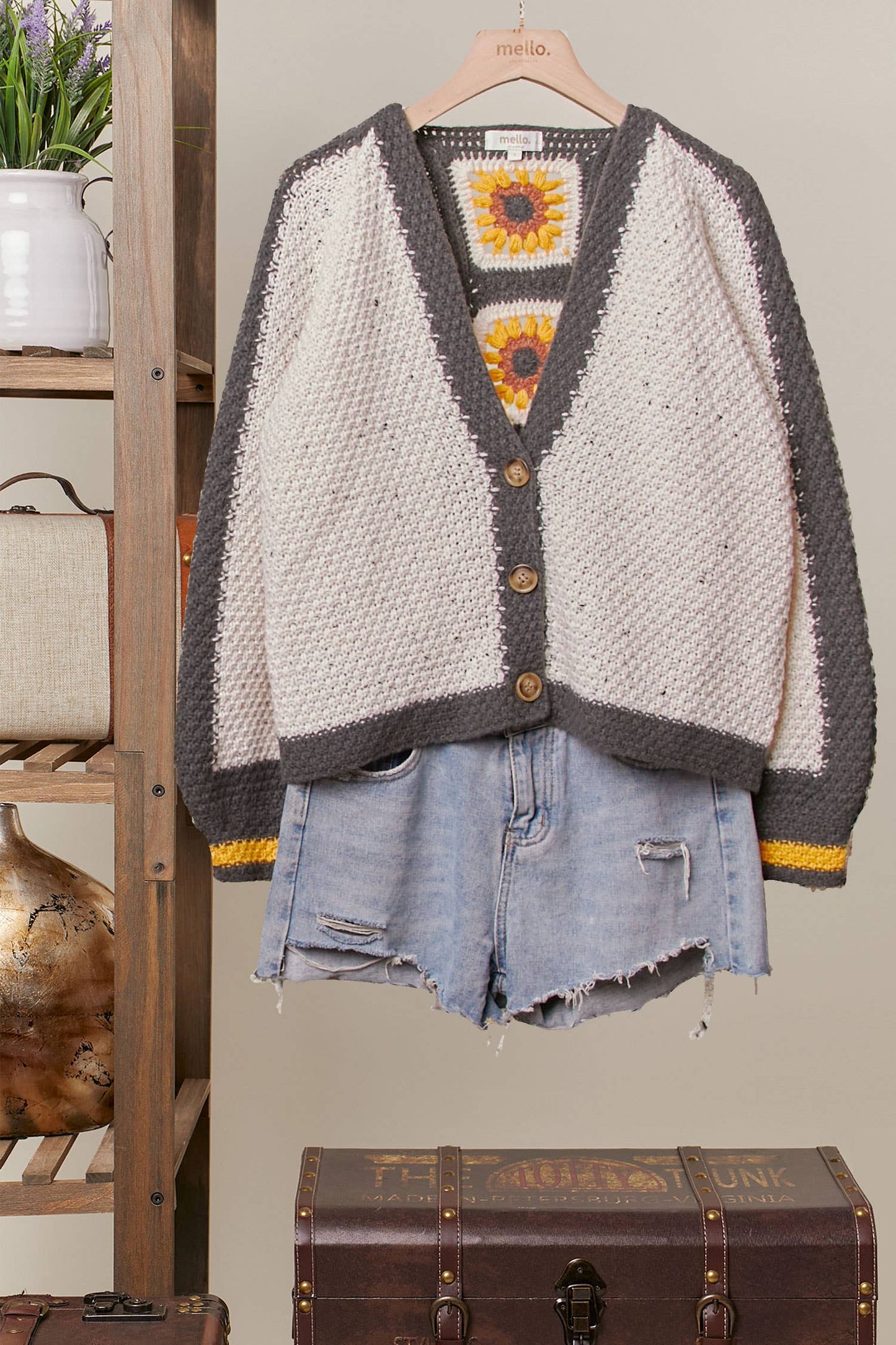 Color Block Sunflower Crochet V Neck Cardigan Mello.