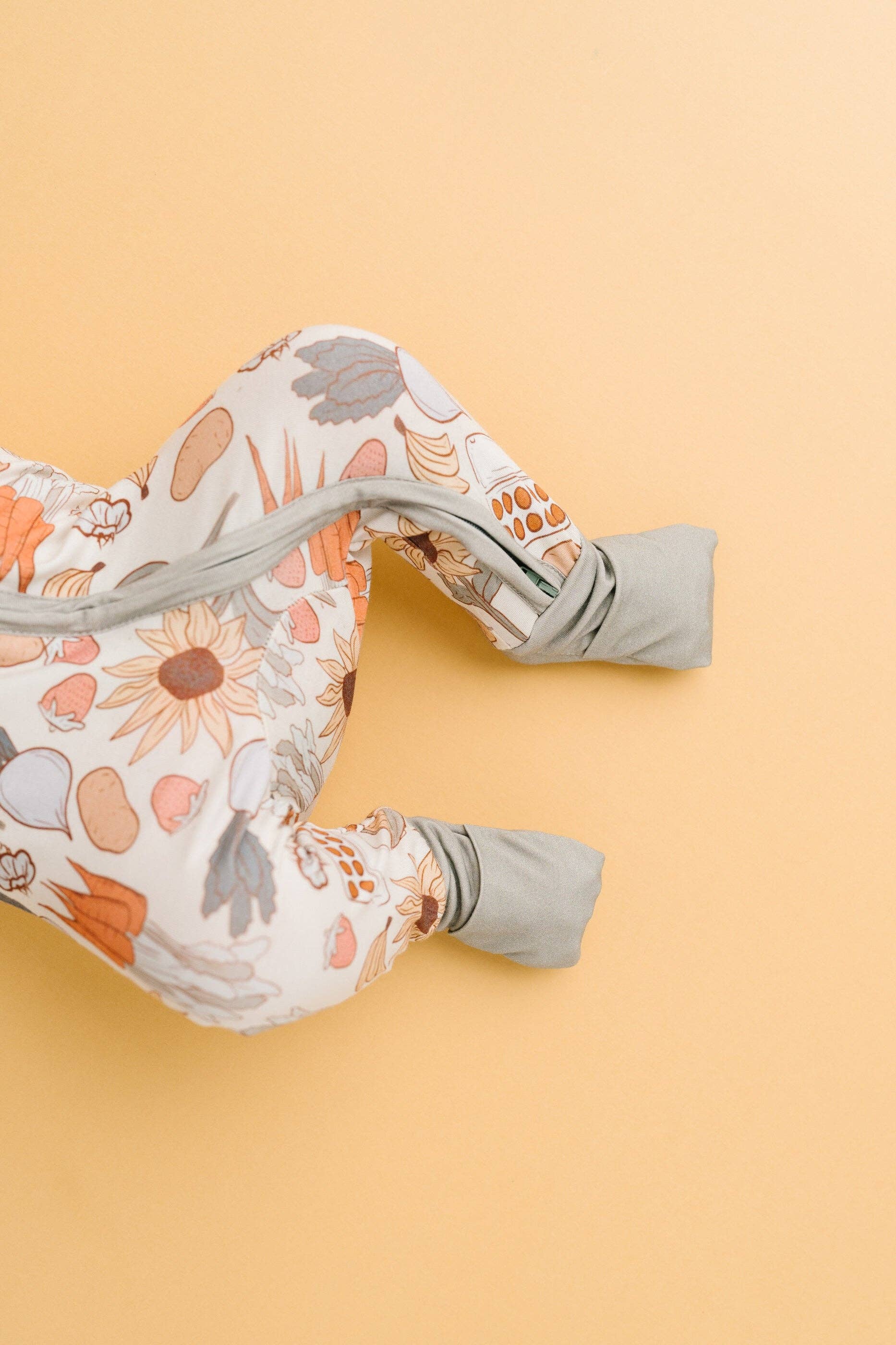 Farmers Market Bamboo Sleeper Emerson+Ivory