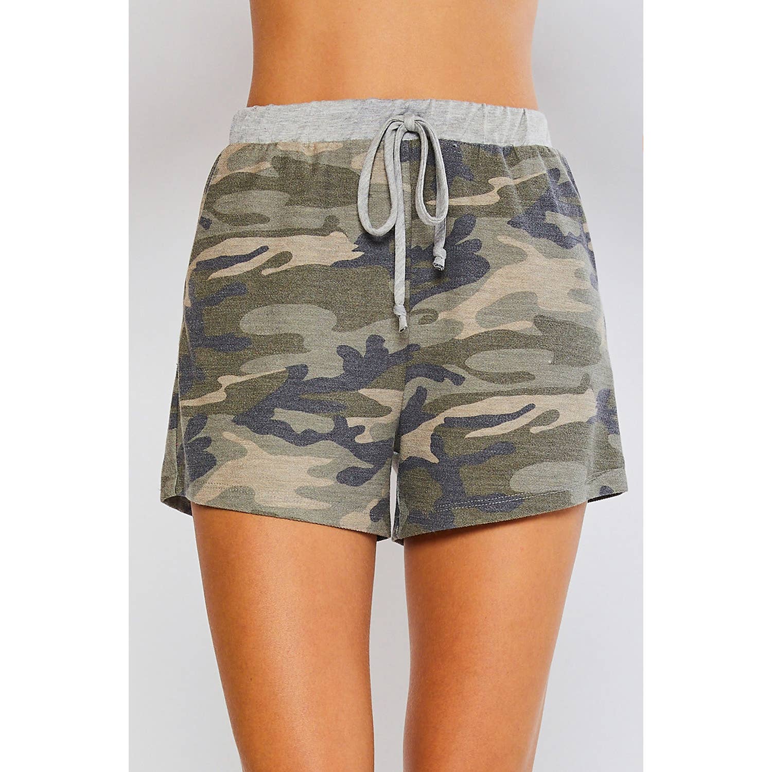CAMOUFLAGE SHORTS - Streetwear Style Bluivy