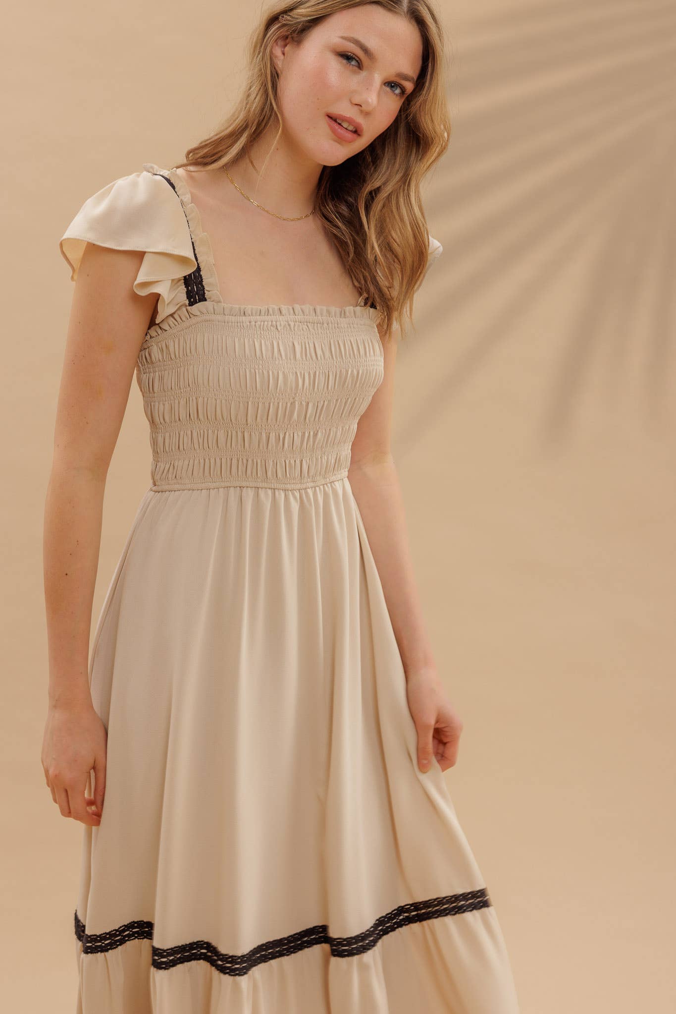 FINAL SALE- CONTRAST DETAIL SMOCKED RUFFLE MIDI DRESS