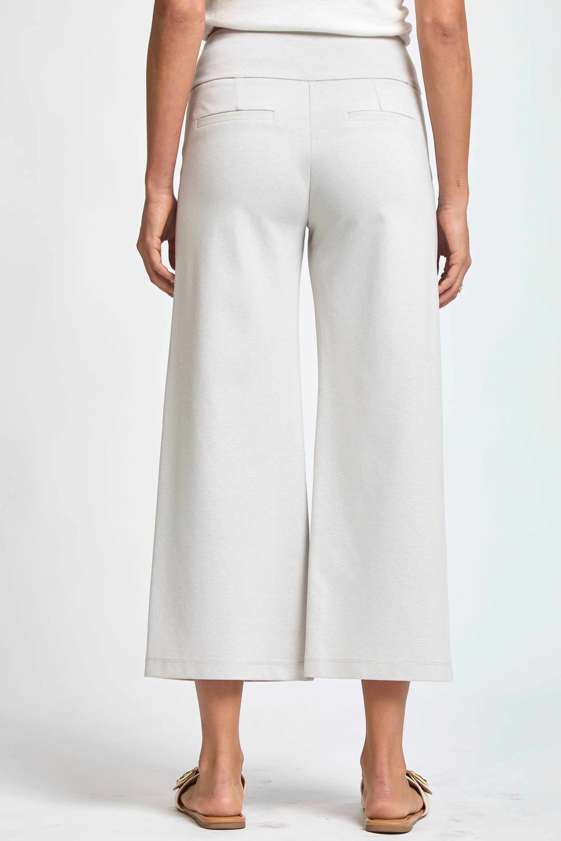 Magic Wide Cropped Pants Dear Scarlett
