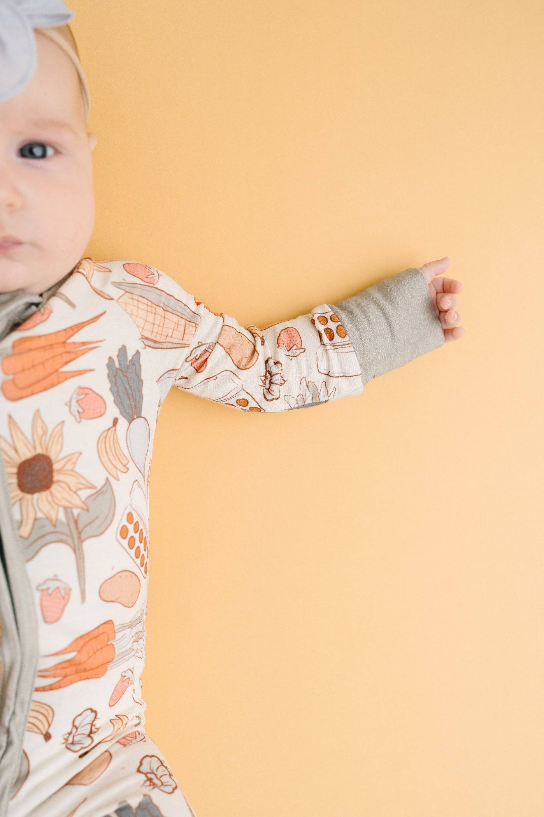 Farmers Market Bamboo Sleeper Emerson+Ivory