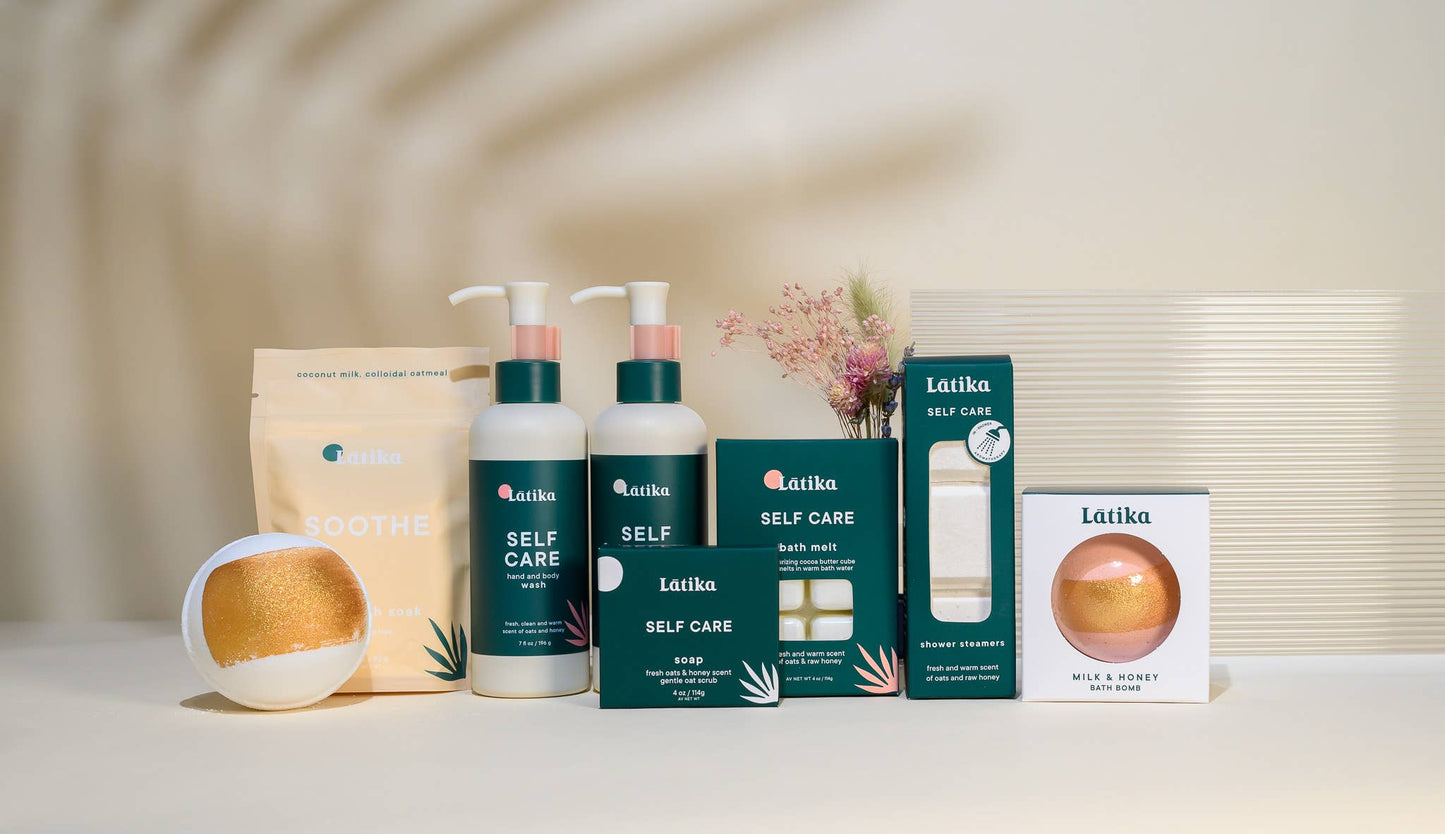 Self Care - Hydrating oat scrub- Soap 💙 Latika Beauty