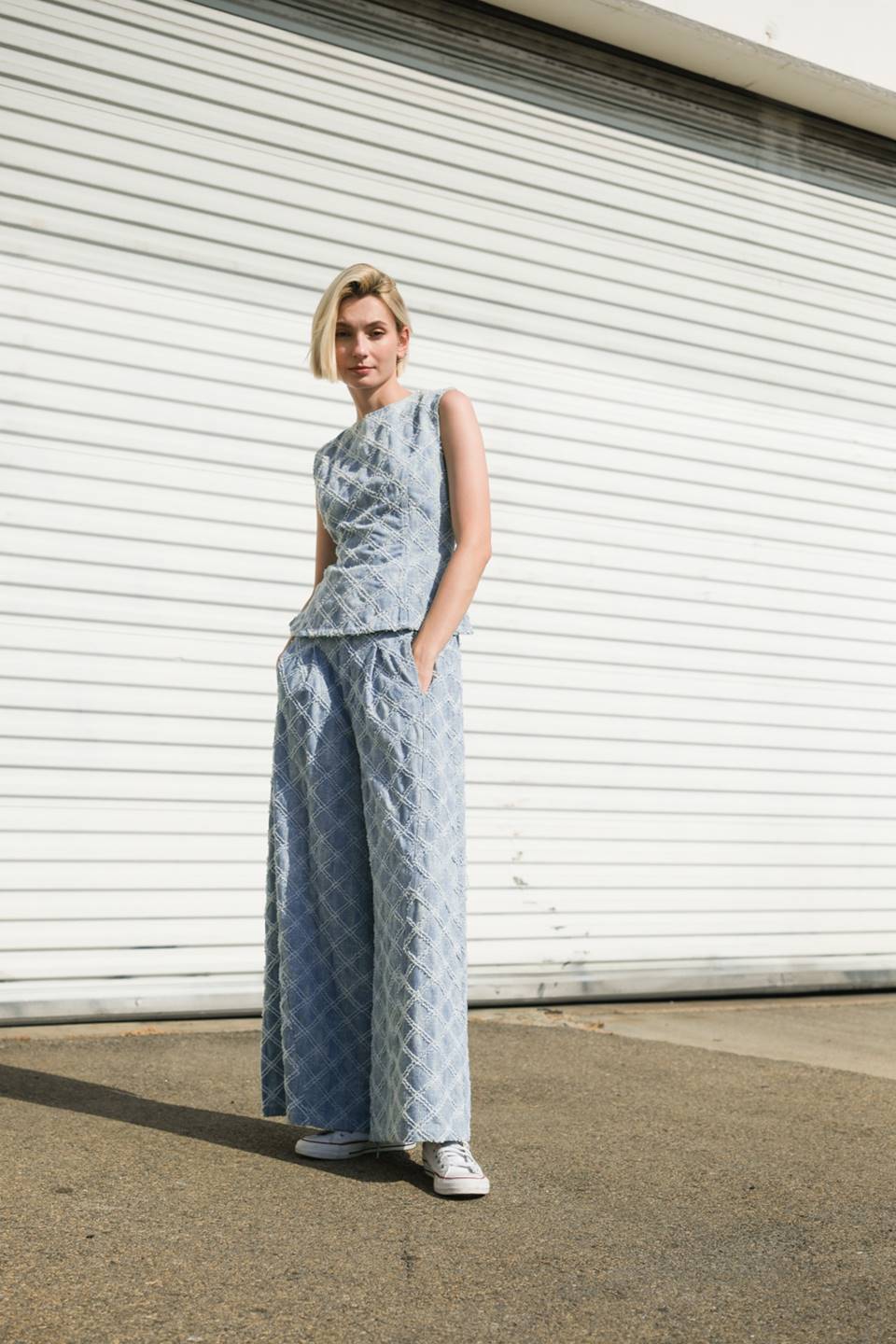 UNFOLDING CHAPTER DENIM PANTS Flying Tomato