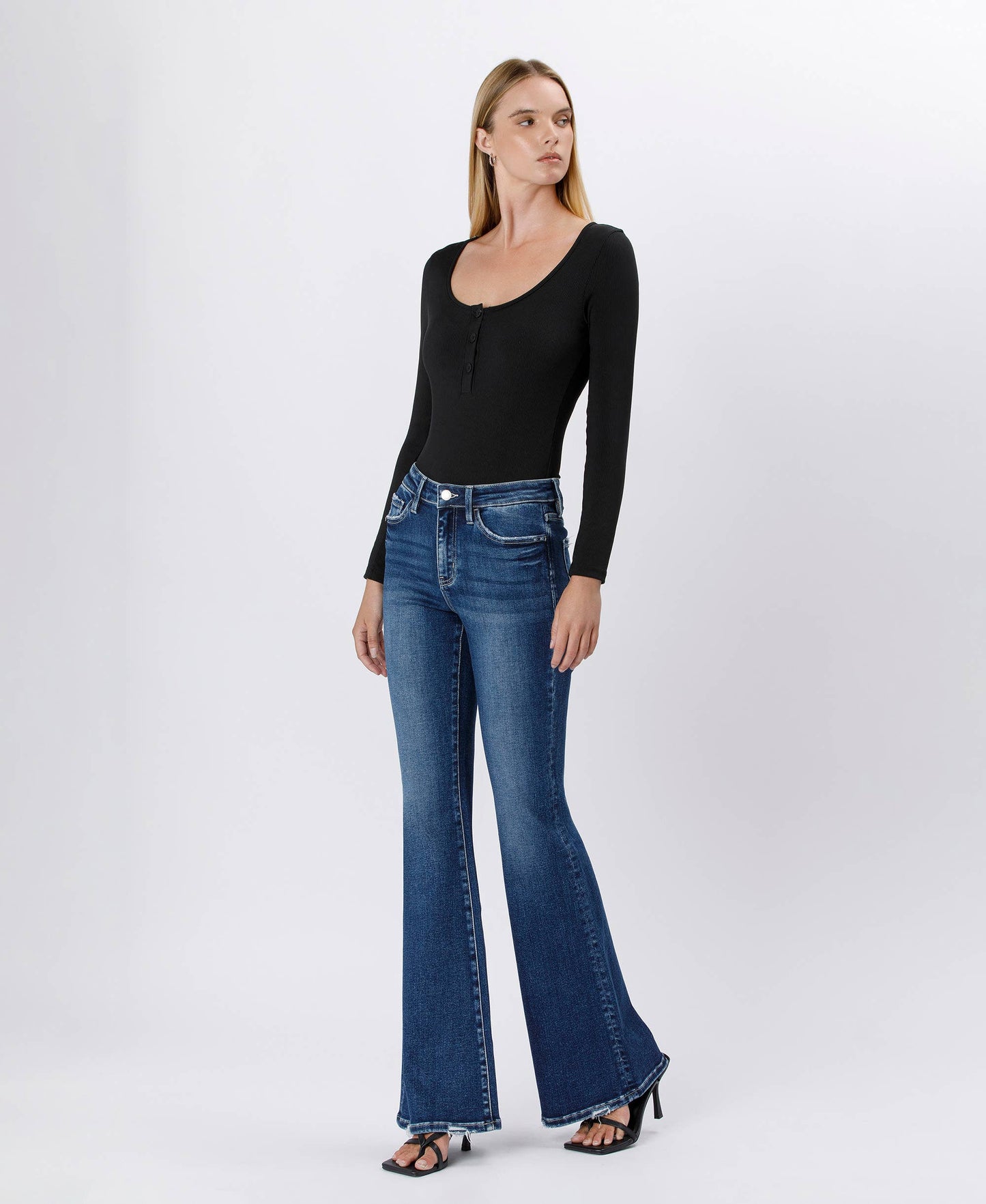 HIGH RISE FULL LENGTH FLARE JEANS LV1524 Lovervet by VERVET