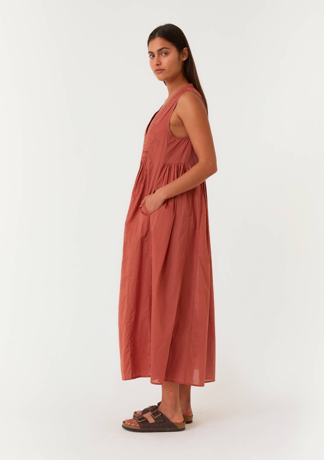 FINAL SALE- Relaxed Fit Pleated V Neck Maxi Dress