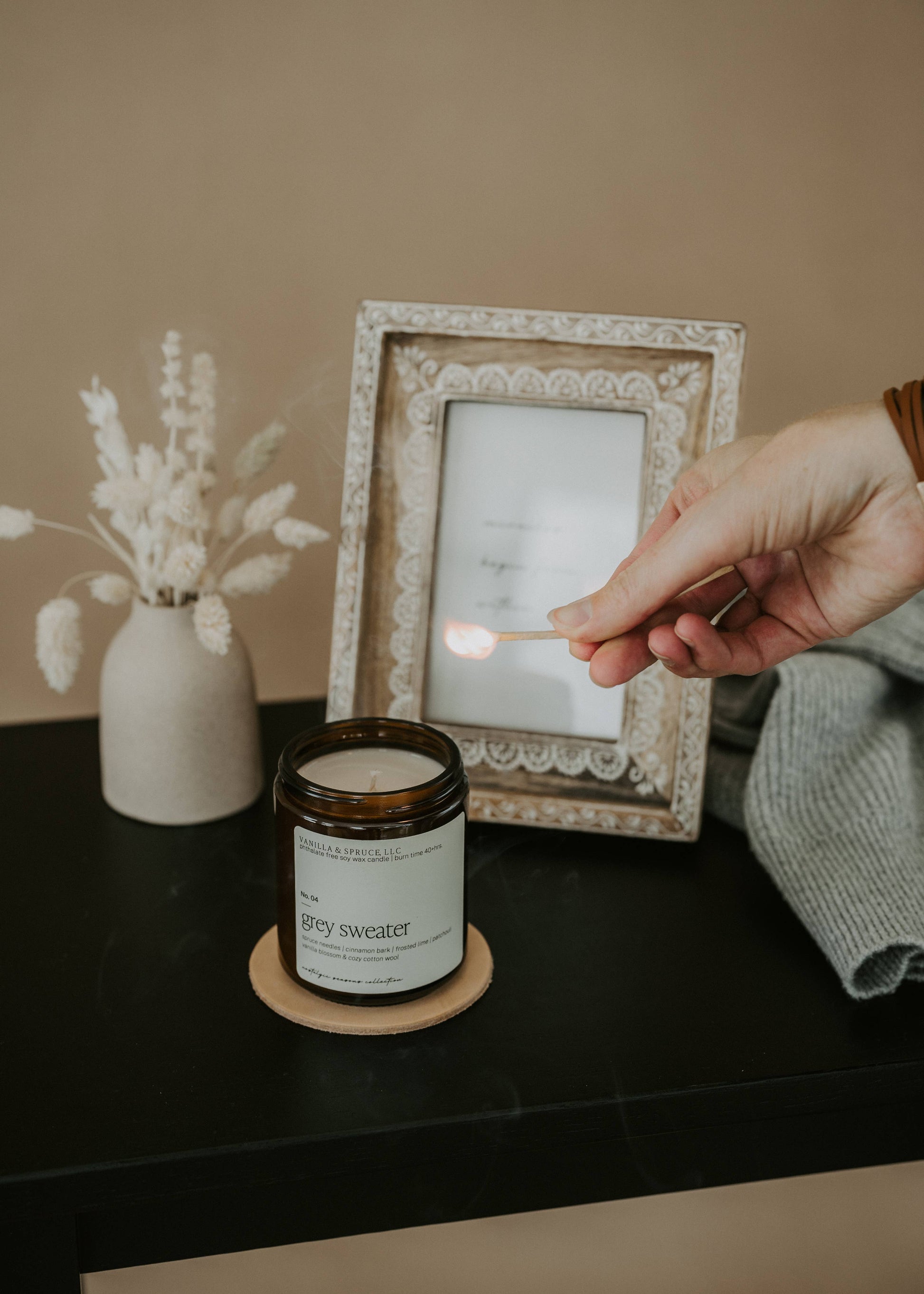 7 oz Candle - Grey Sweater Vanilla and Spruce, LLC