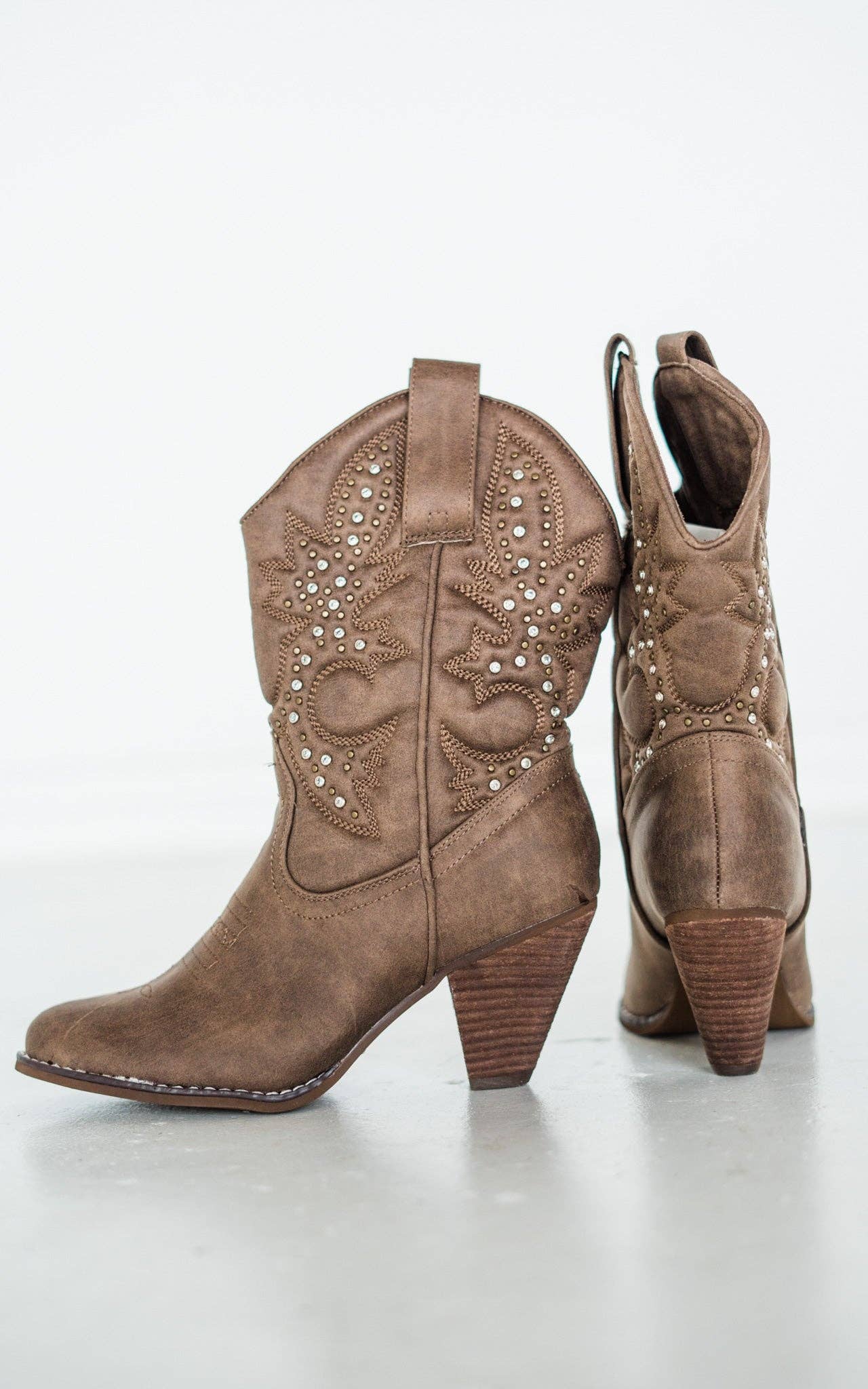 Houston Western Boots in Taupe Naughty Monkey