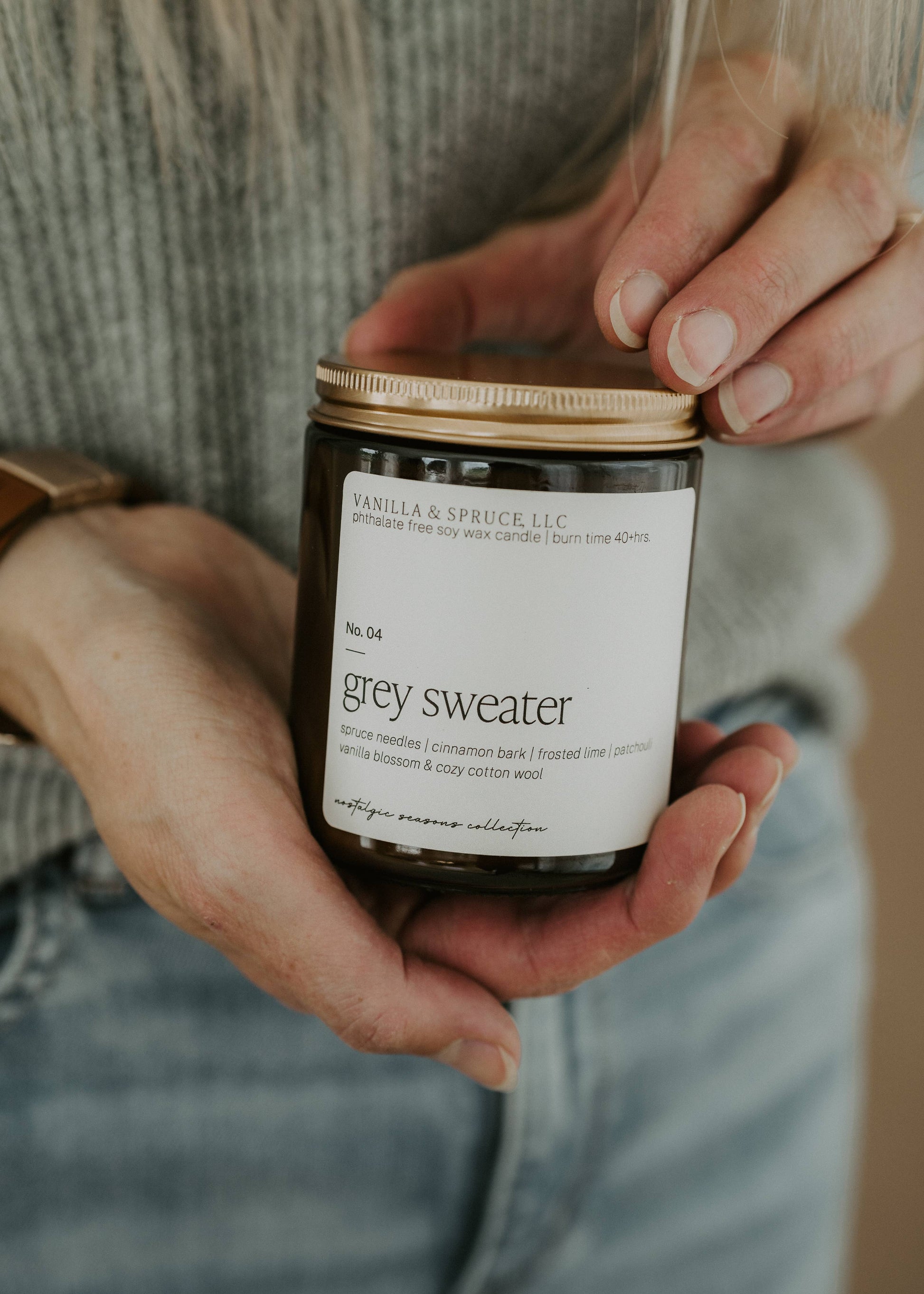 7 oz Candle - Grey Sweater Vanilla and Spruce, LLC