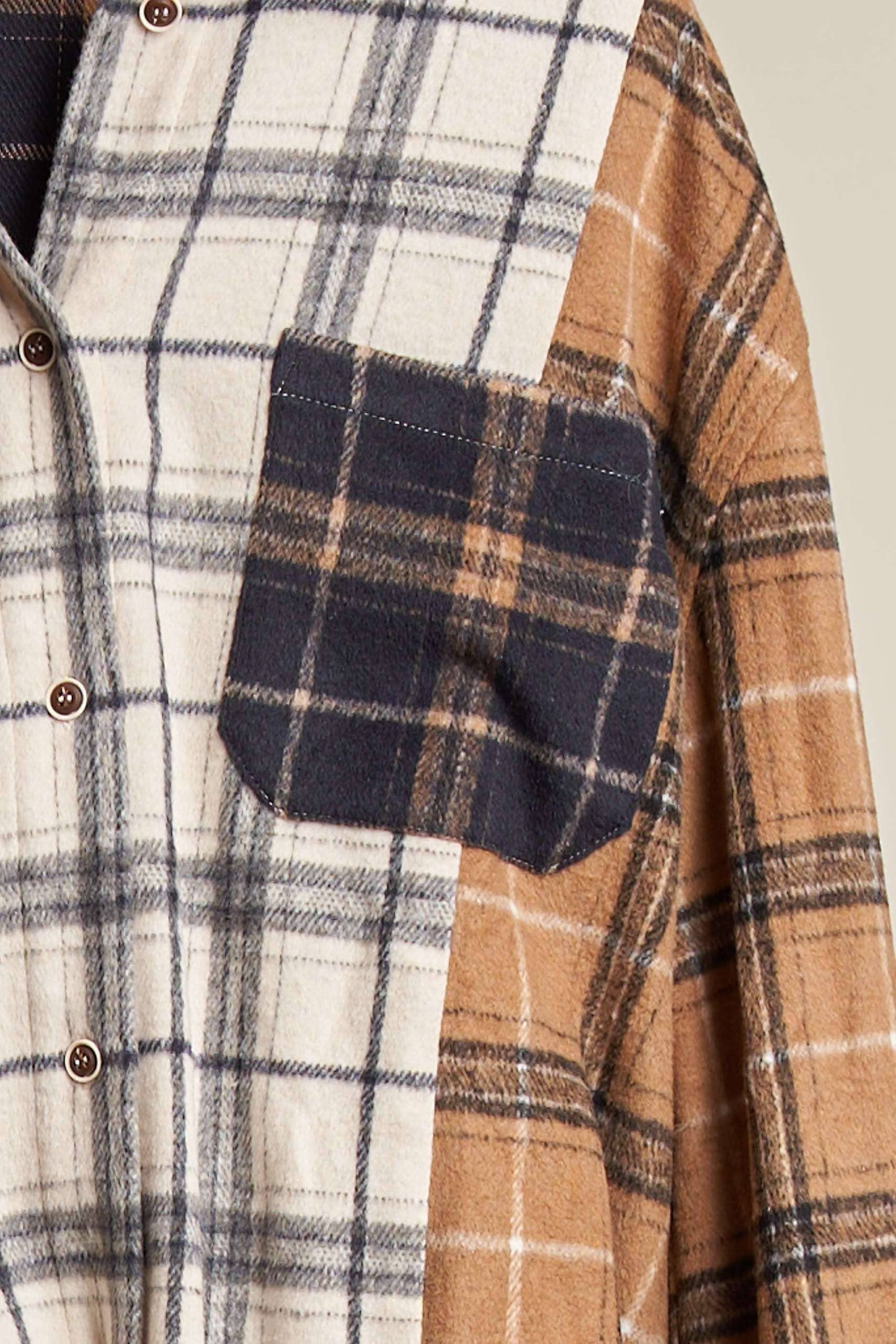 Plaid Oversize Shacket Mello.