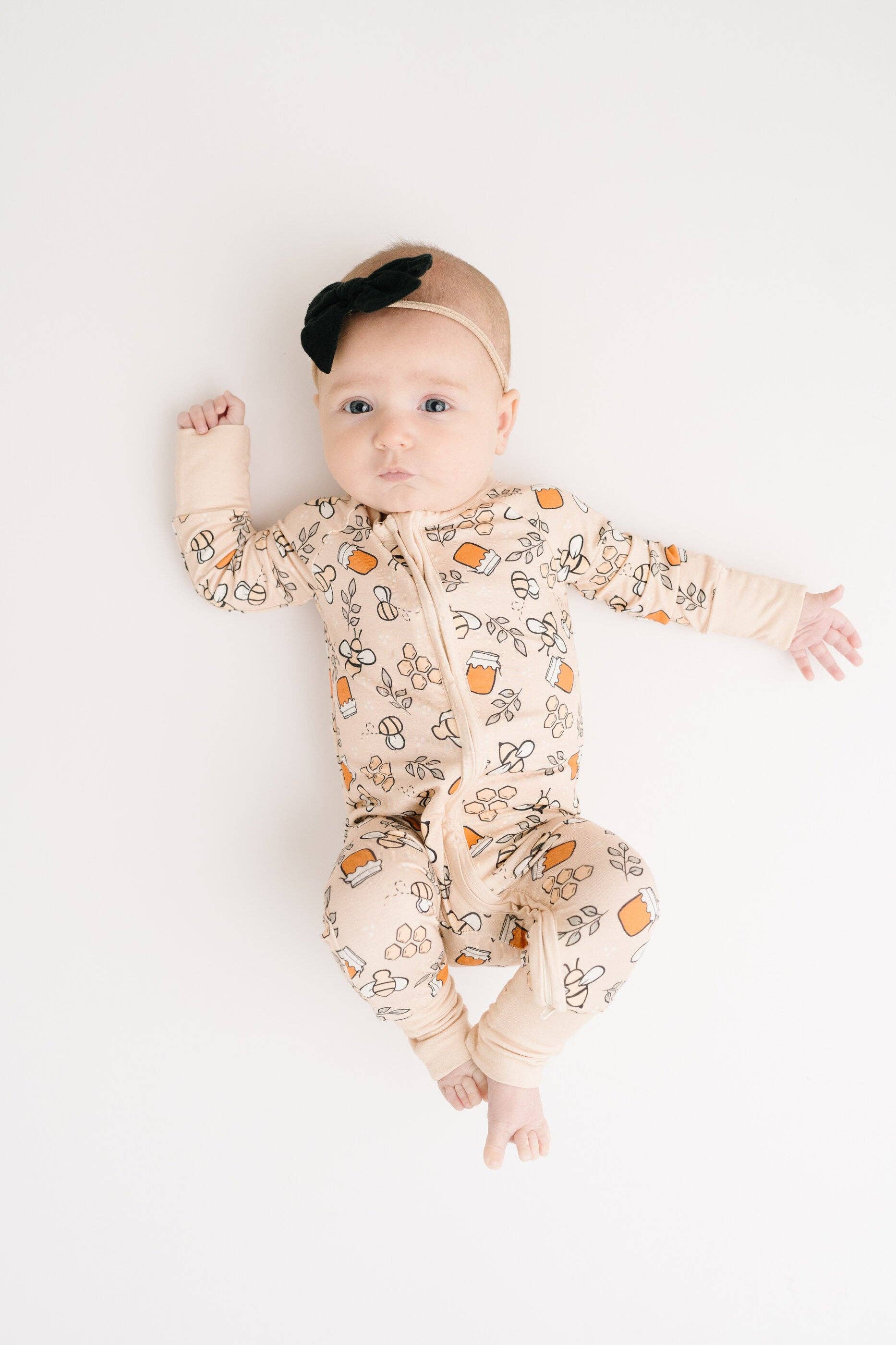 Honey Bees Bamboo Sleeper Emerson+Ivory