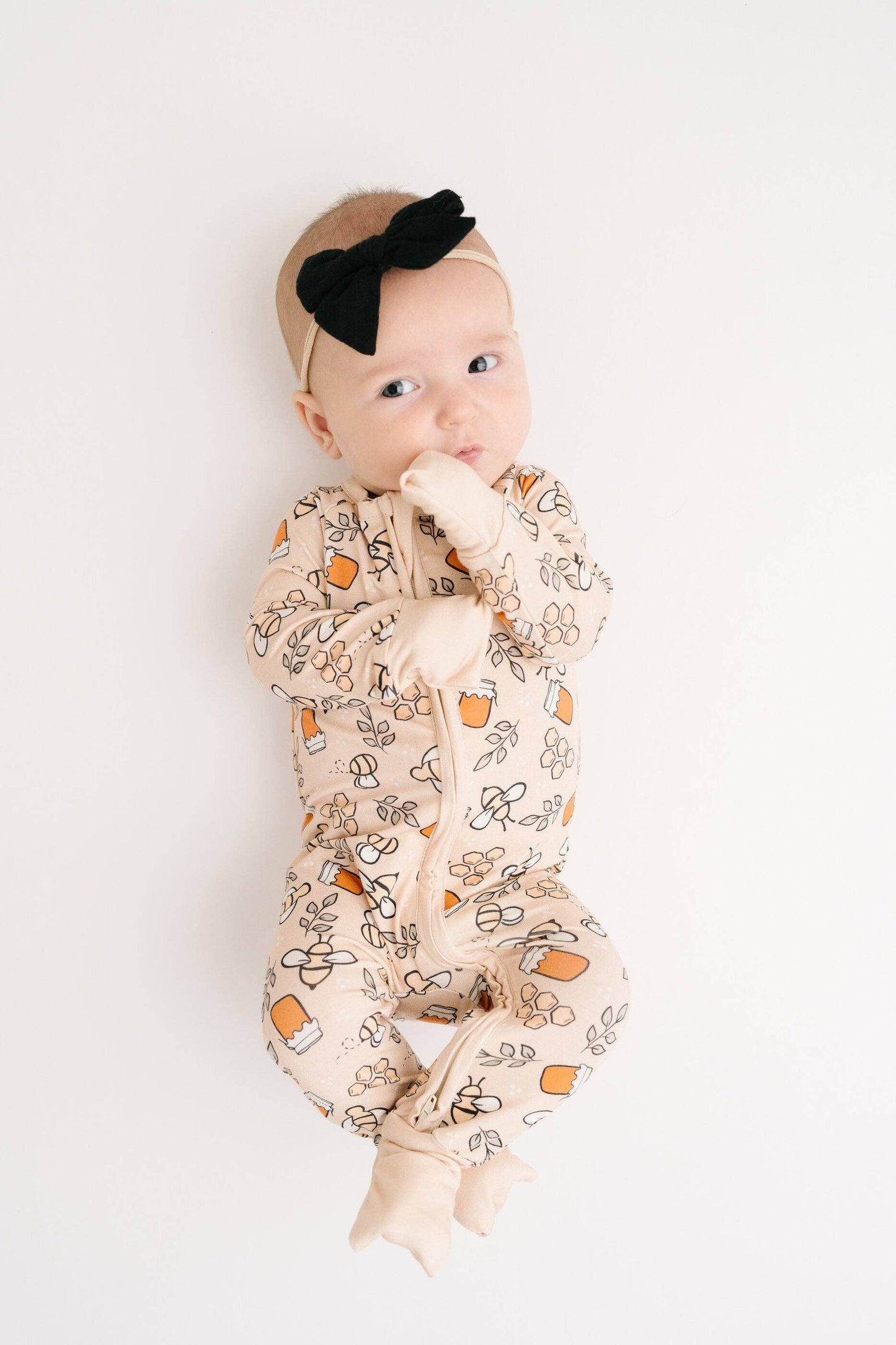 Honey Bees Bamboo Sleeper Emerson+Ivory