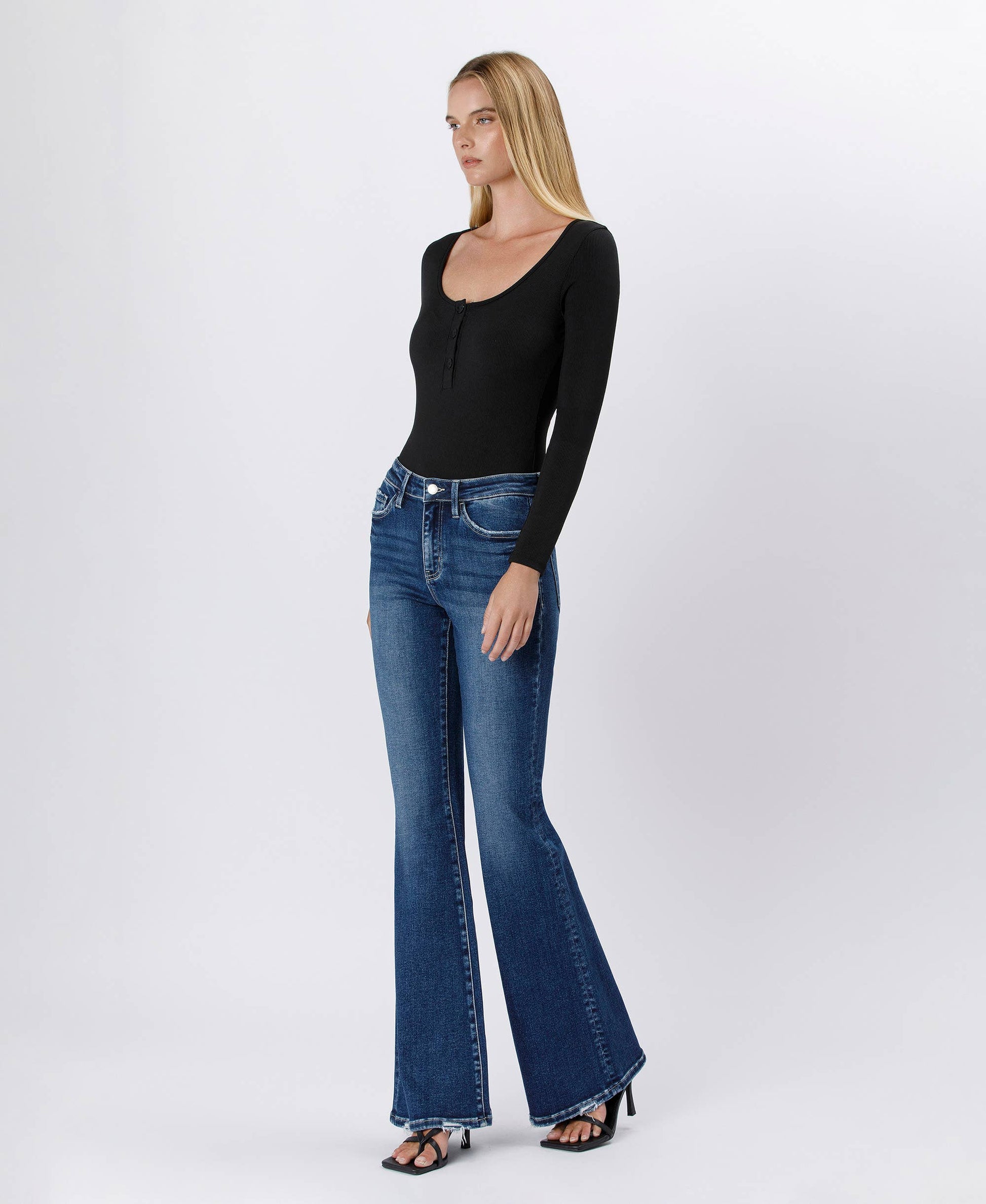 HIGH RISE FULL LENGTH FLARE JEANS LV1524 Lovervet by VERVET