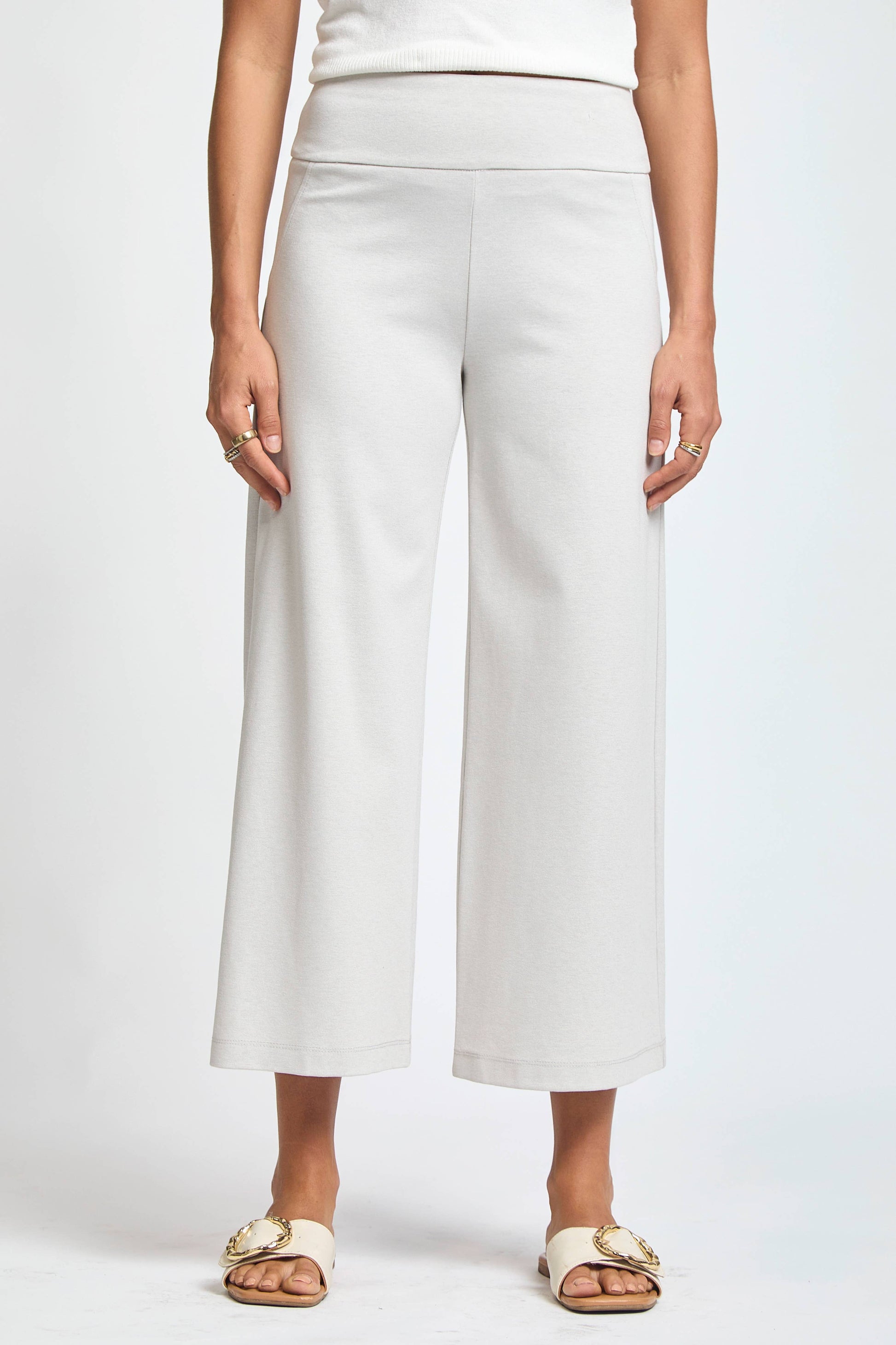 Magic Wide Cropped Pants Dear Scarlett