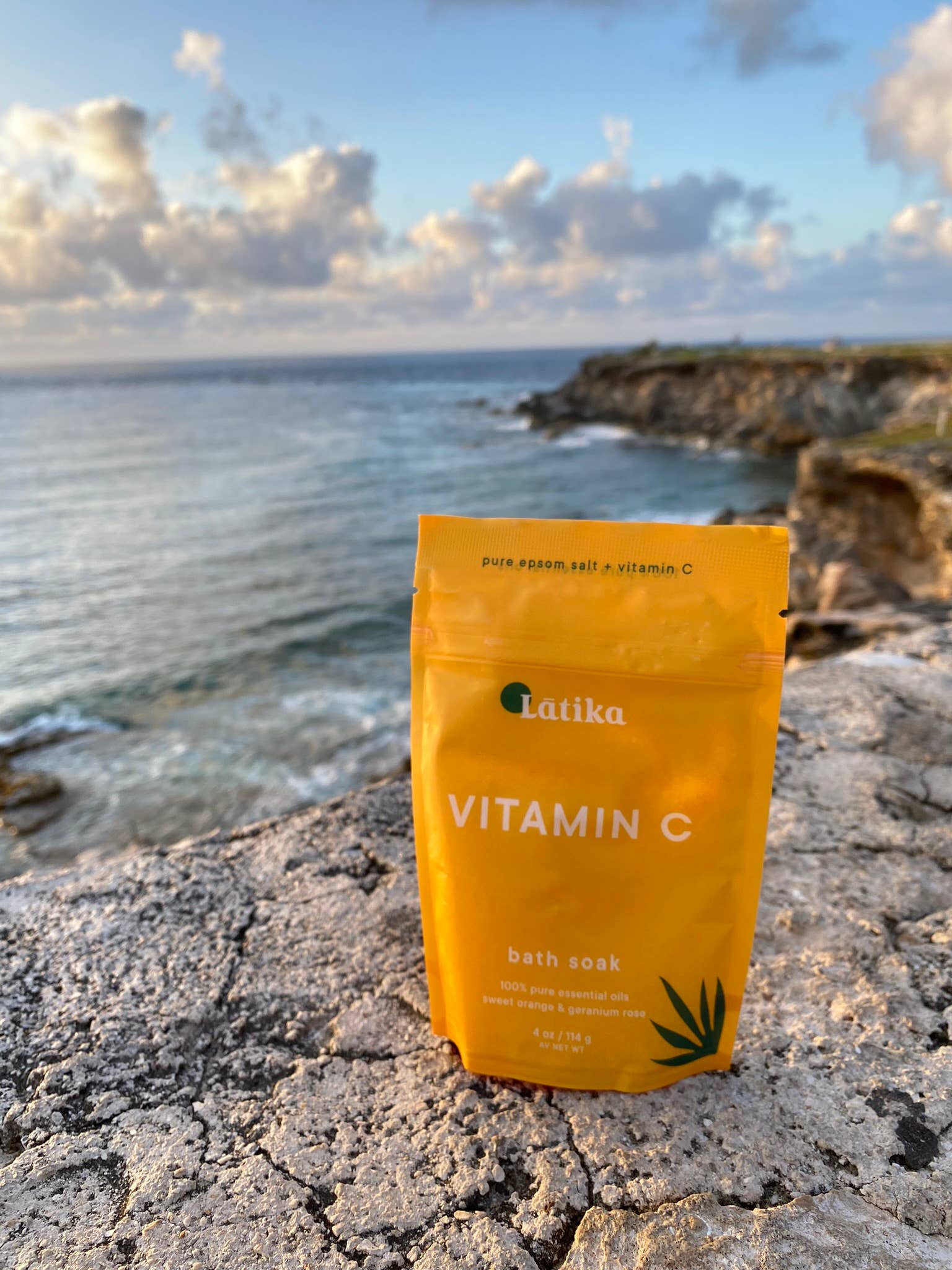 Vitamin C 🟡 Epsom Bath Soak Latika Beauty