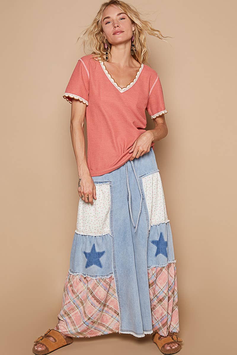 Colored trim v-neck short sleeve solid basic knit top