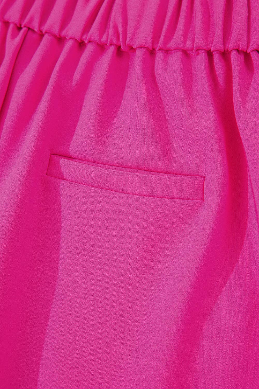 Solid Elastic Waist Pocketed Summer Shorts