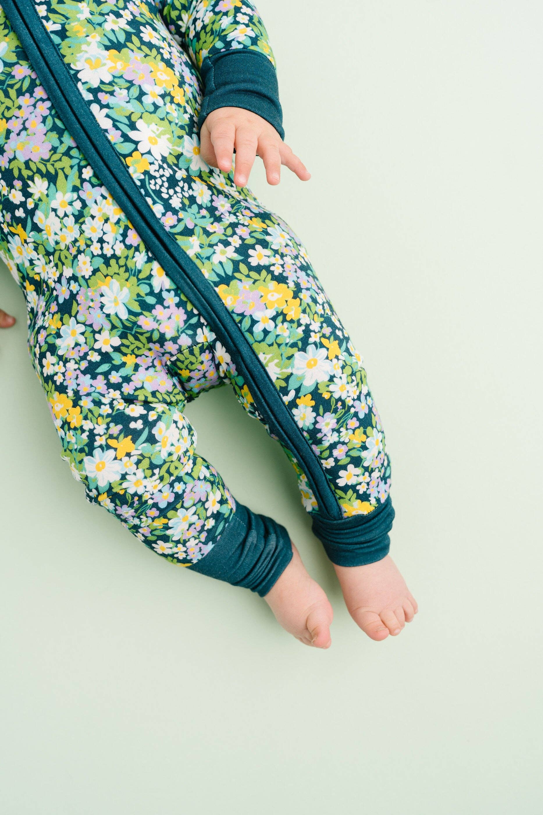 Breezy Floral Bamboo Sleeper Emerson+Ivory