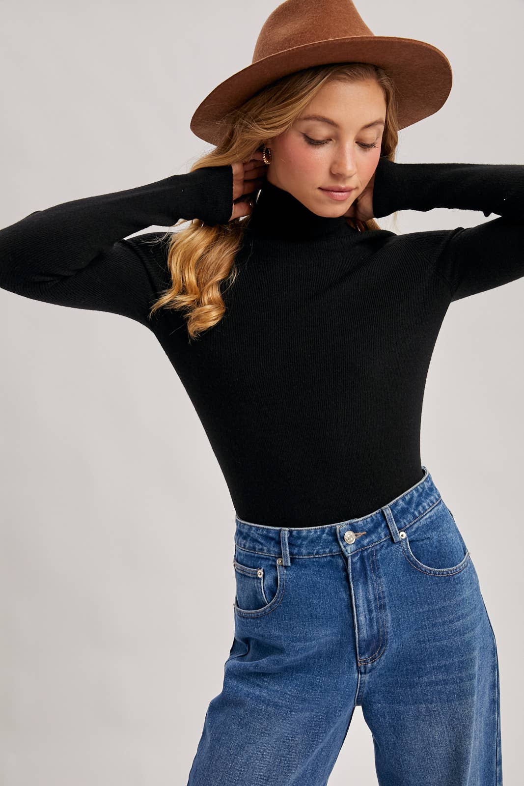 WHOLEGARMENT MOCK NECK RIBBED KNIT SWEATER Bluivy