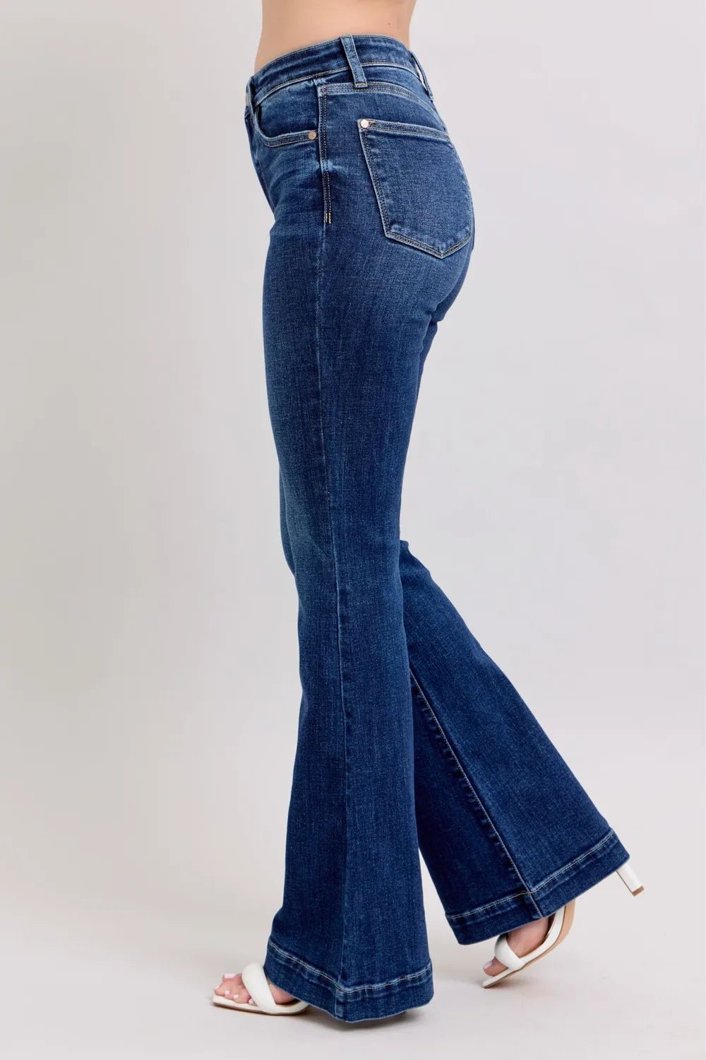 Judy Blue Full Size High Rise Flare Jeans with Pockets Plus Size - 926 West