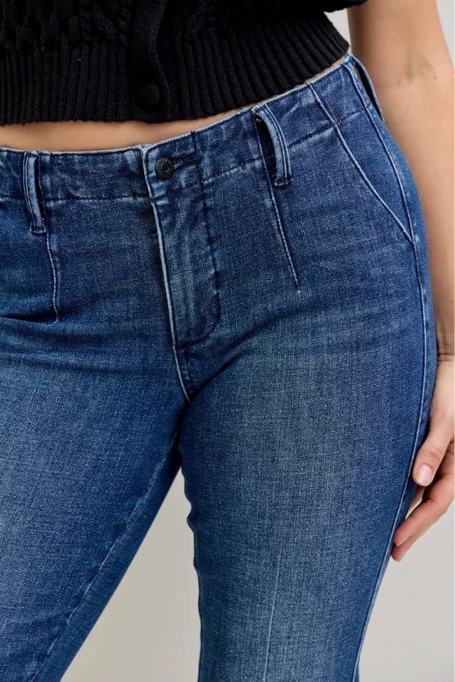 Judy Blue Full Size Mid Rise Bootcut Jeans with Welt Pockets Plus Size - 926 West