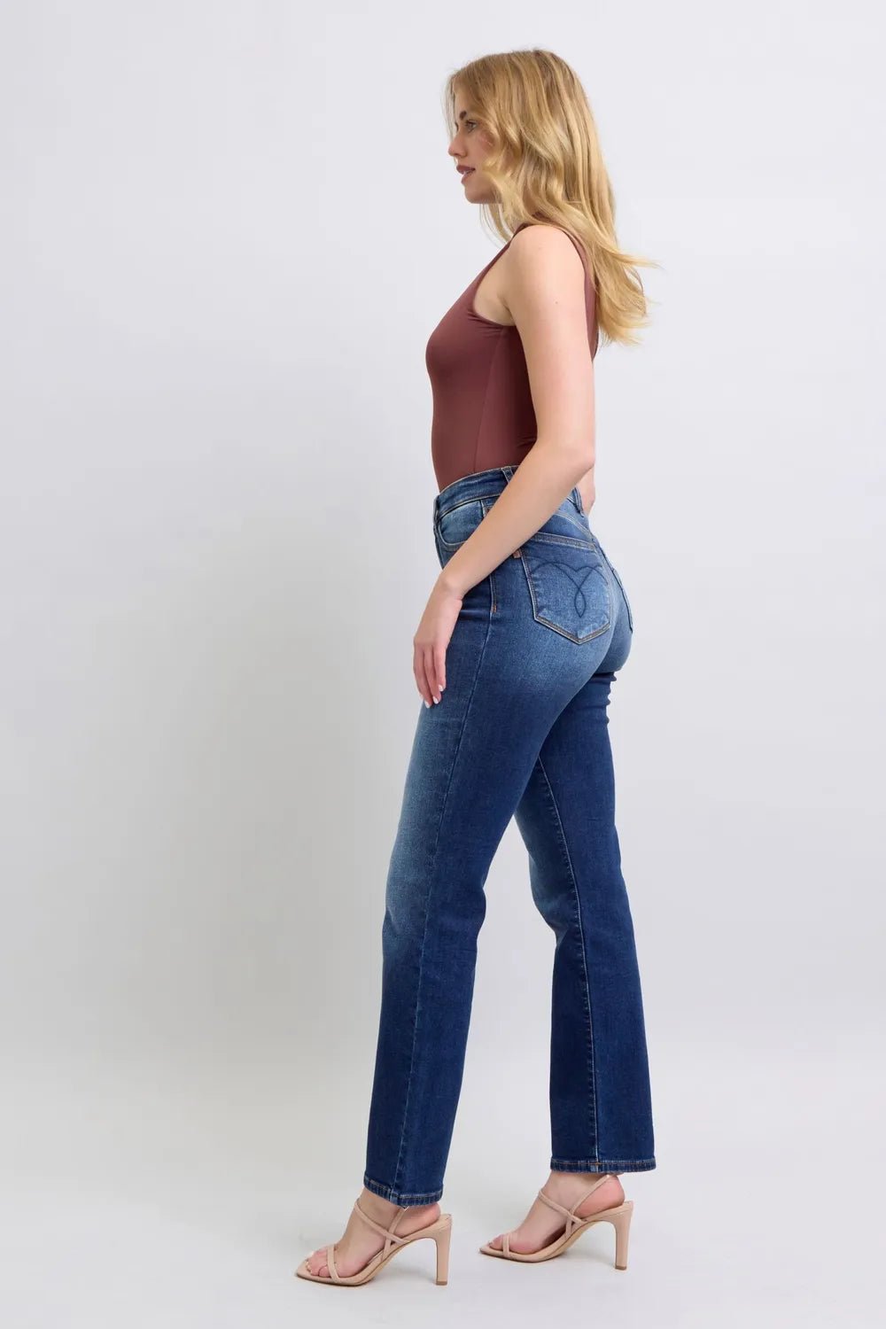 Judy Blue Full Size Washed Straight Leg Jeans with Pockets - 926 West