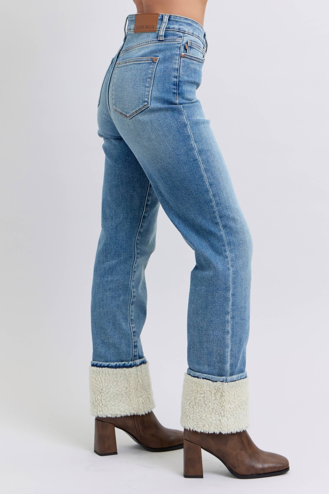 Judy Blue - High Waisted Shearling Cuff Straight - 926 West
