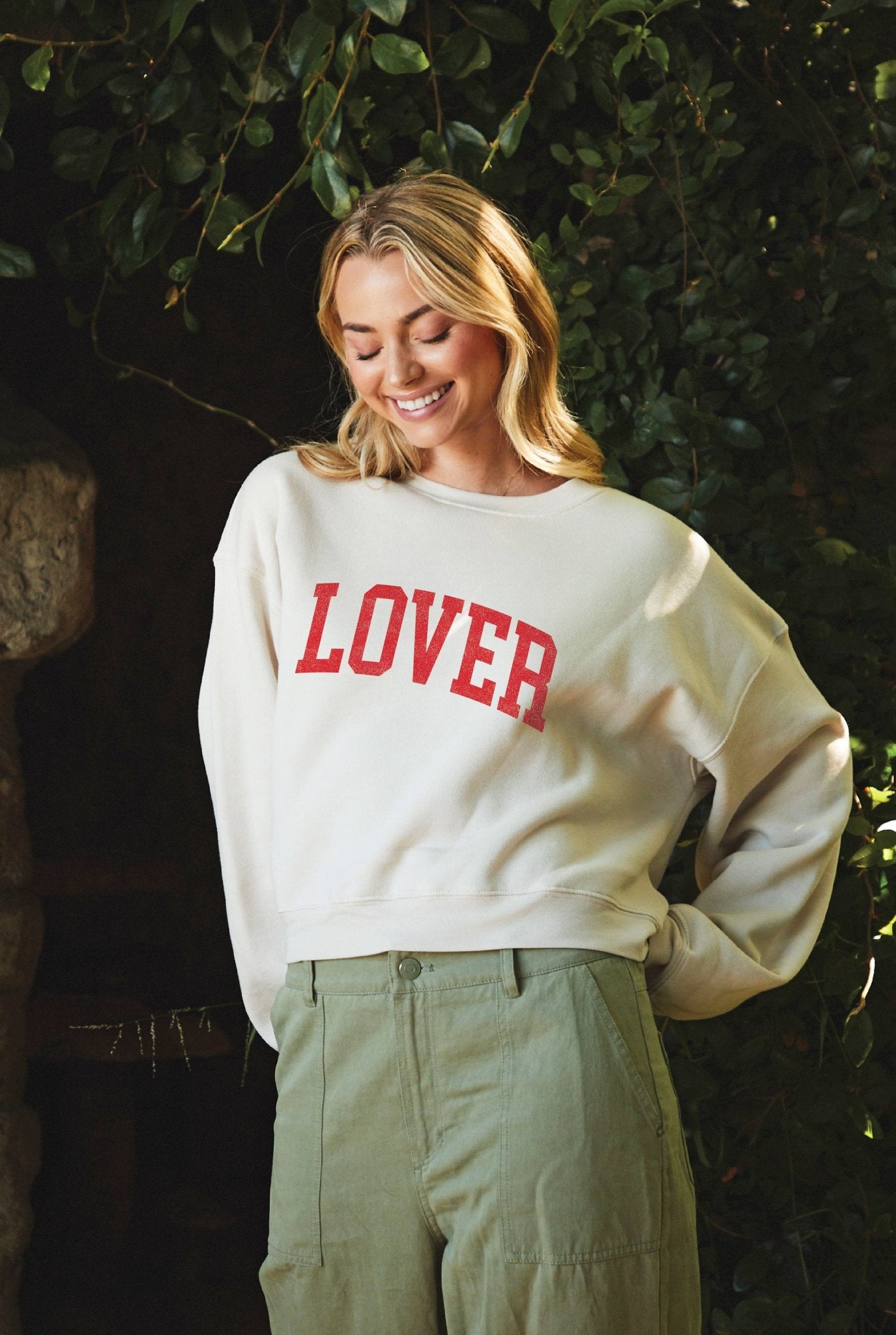LOVER Mid Graphic Sweatshirt - 926 West