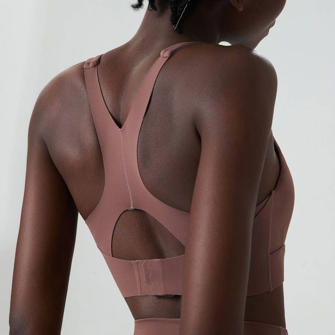 Solid Color Back Buckle High Support Fitness Sports Bra - 926 West