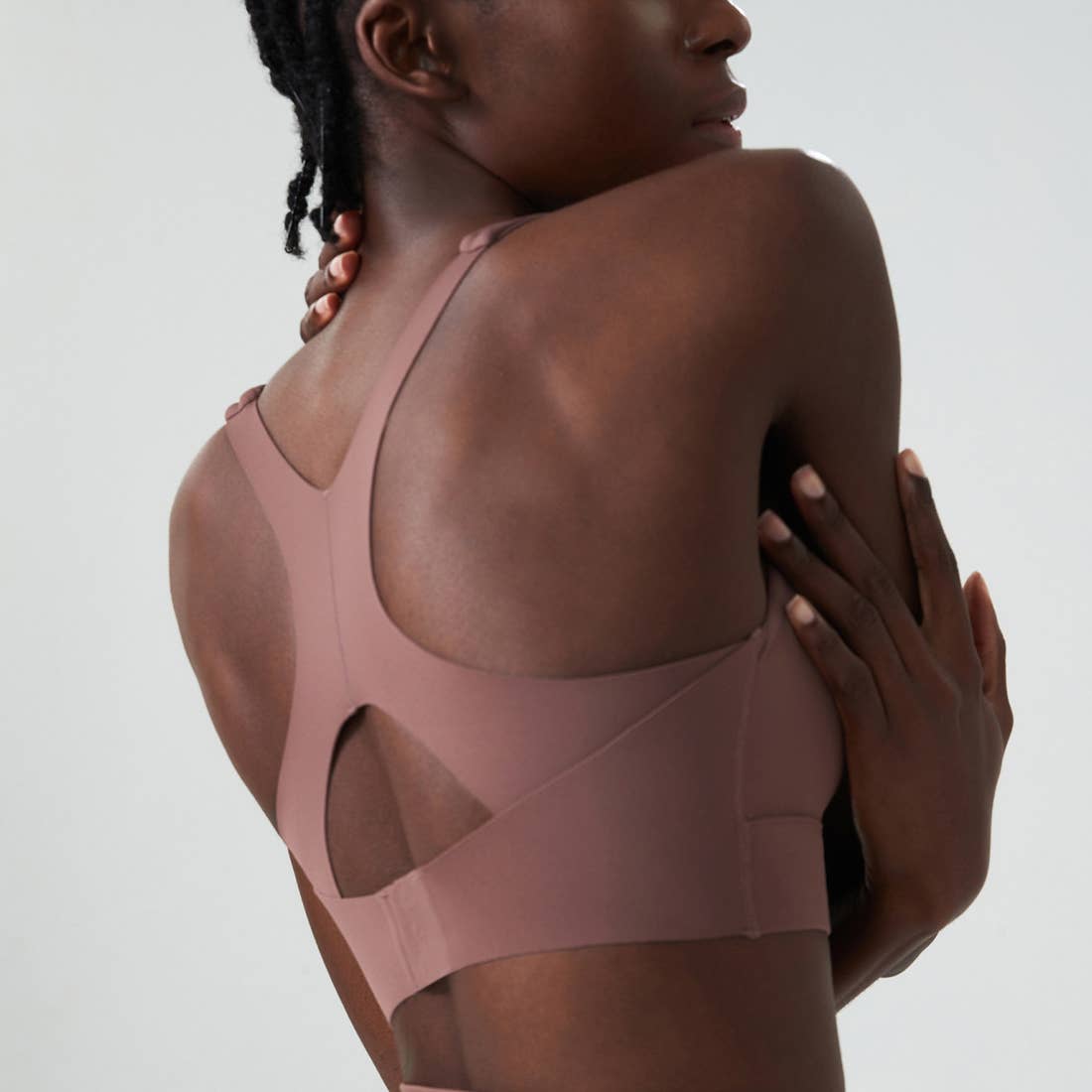 Solid Color Back Buckle High Support Fitness Sports Bra - 926 West